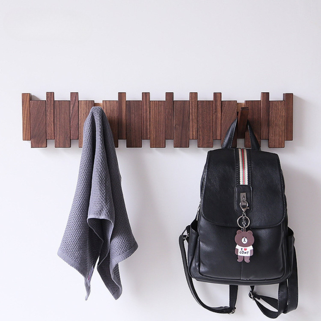 PianoKnagerække | Luxurious wooden coat rack in the shape of a piano