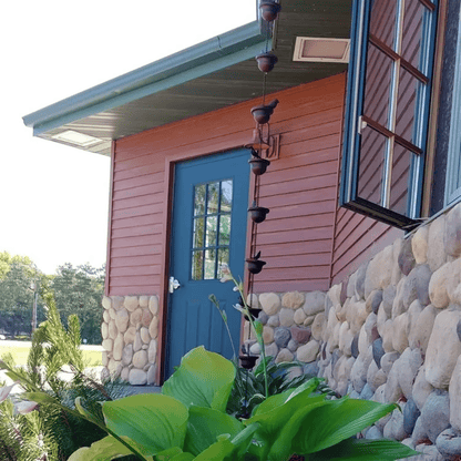 VandKunst | Smuk regnkæde med fugleba